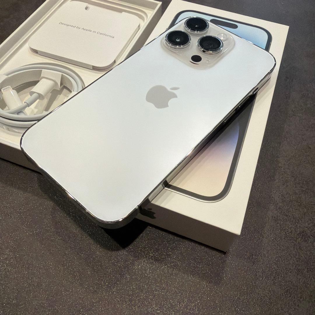 Apple iPhone 14 Pro シルバー 本体 512GB