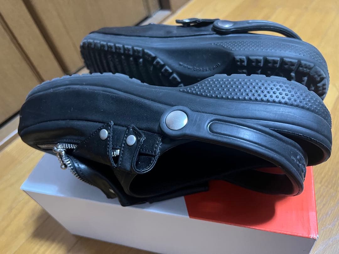 crocs beams サボサンダル