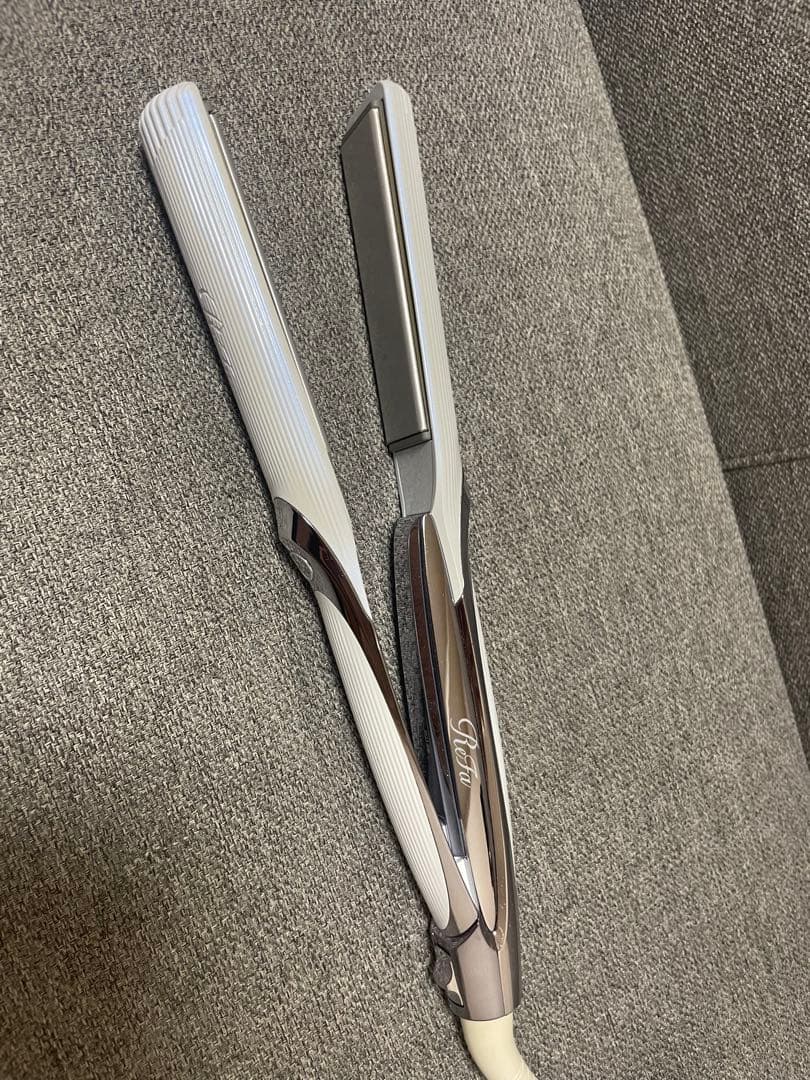 リファ ストレートアイロン プロ ホワイト 正規品　ReFa