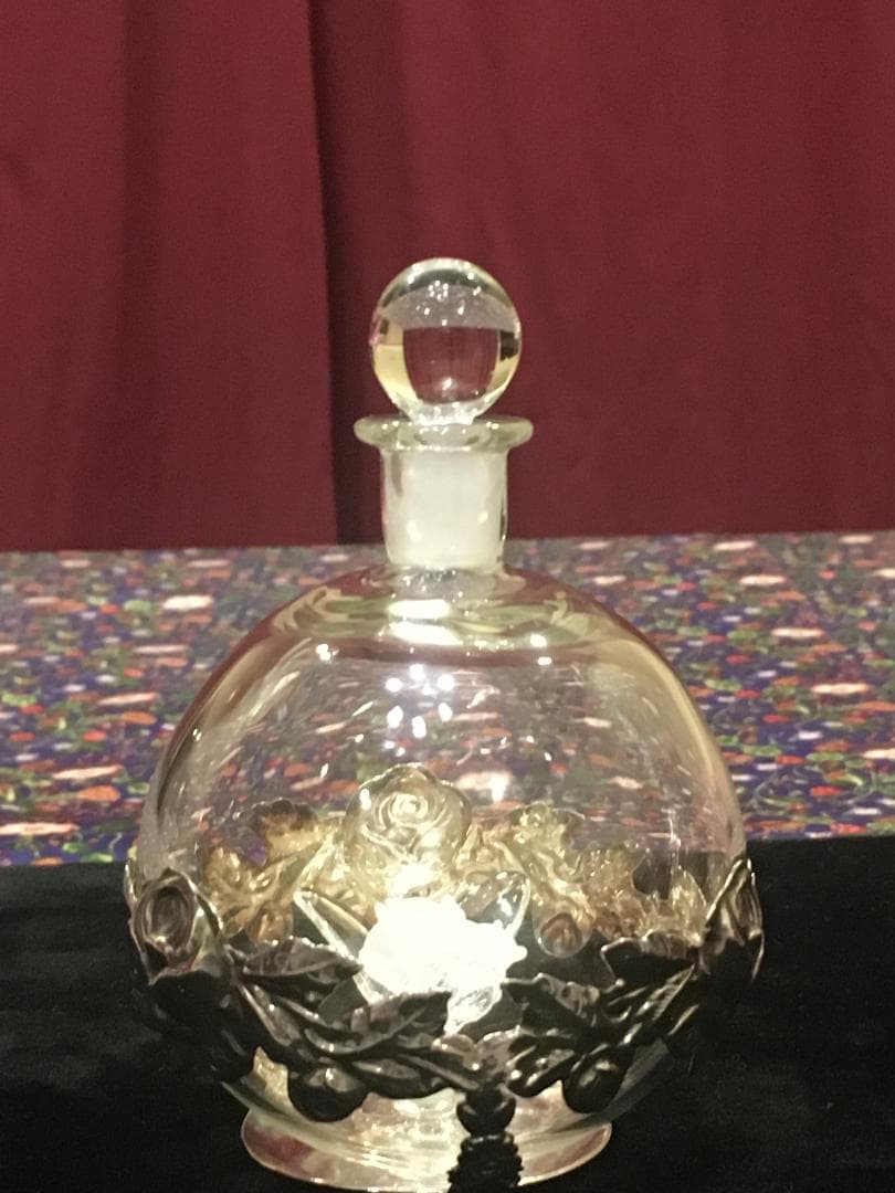 Ari・D・Norman　アリ・ディ・ノーマン　パフュームボトル