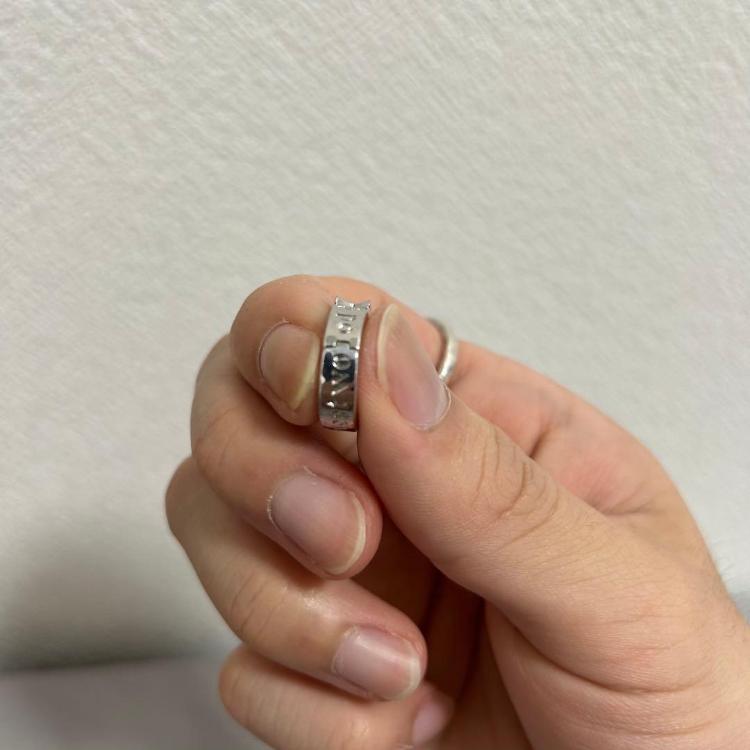 ヴィヴィアンウエストウッド　シルバー フープピアス