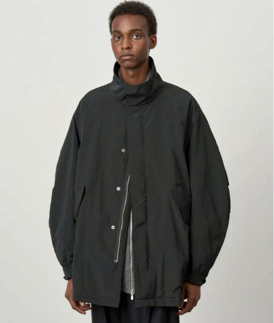 ジャケット・アウター ATON TECHNO COTTON PADDED SHORT MODS