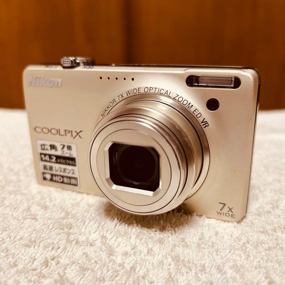 Nikon ニコン COOLPIX クールピクス S6000 オールドデジカメ