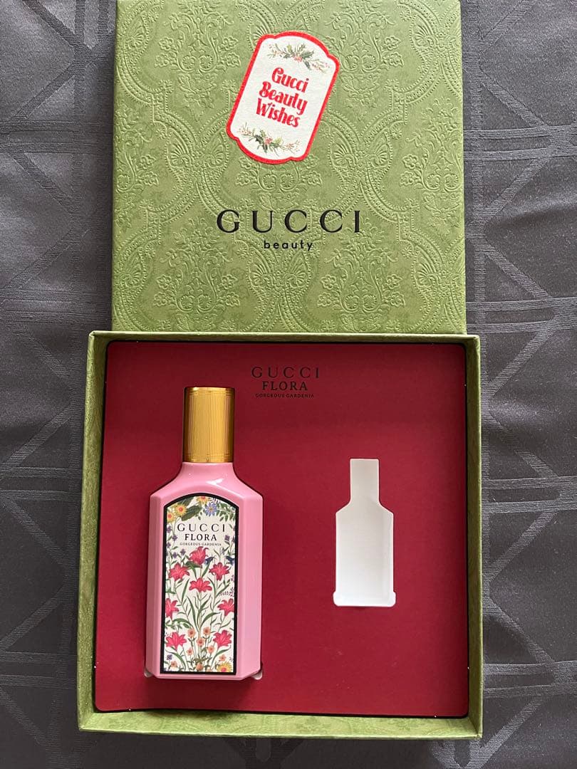 グッチGUCCI FLORA Gorgeous Gardenia ボックス付き