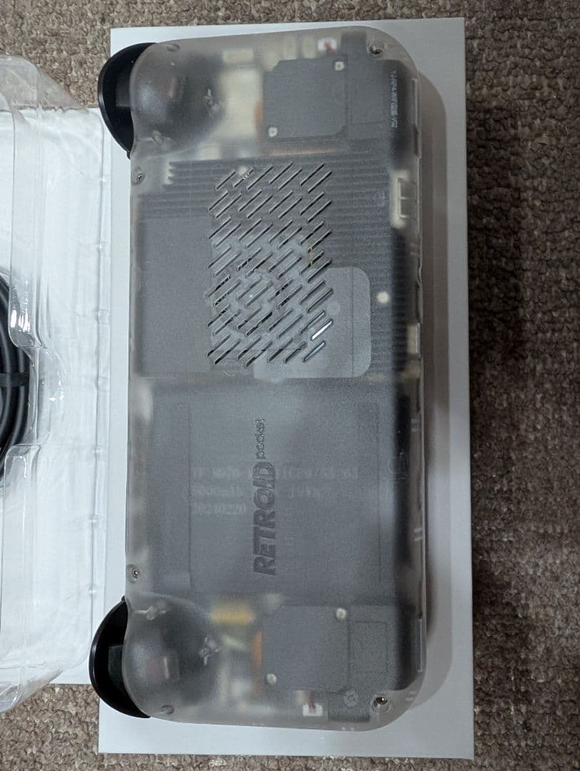 超美品！RETROID Pocket 4 PRO