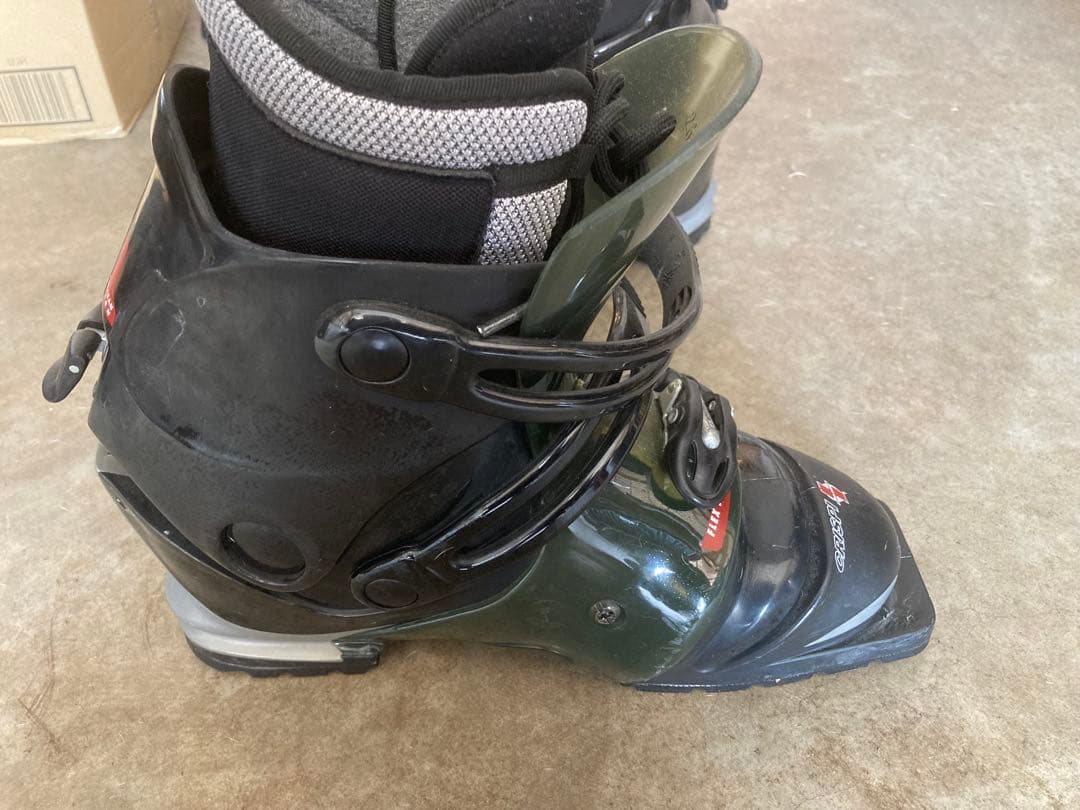 テレマーク　ブーツ27センチ　CRISPI CX-A