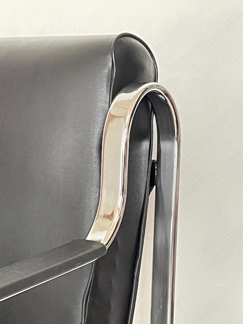 【便利な後ろポケット付き】　ソファ　1人掛け　ブラック　シルバー