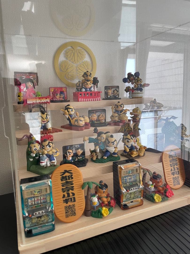 【吉宗フィギュアコレクション】　　　　　扇子、小判付