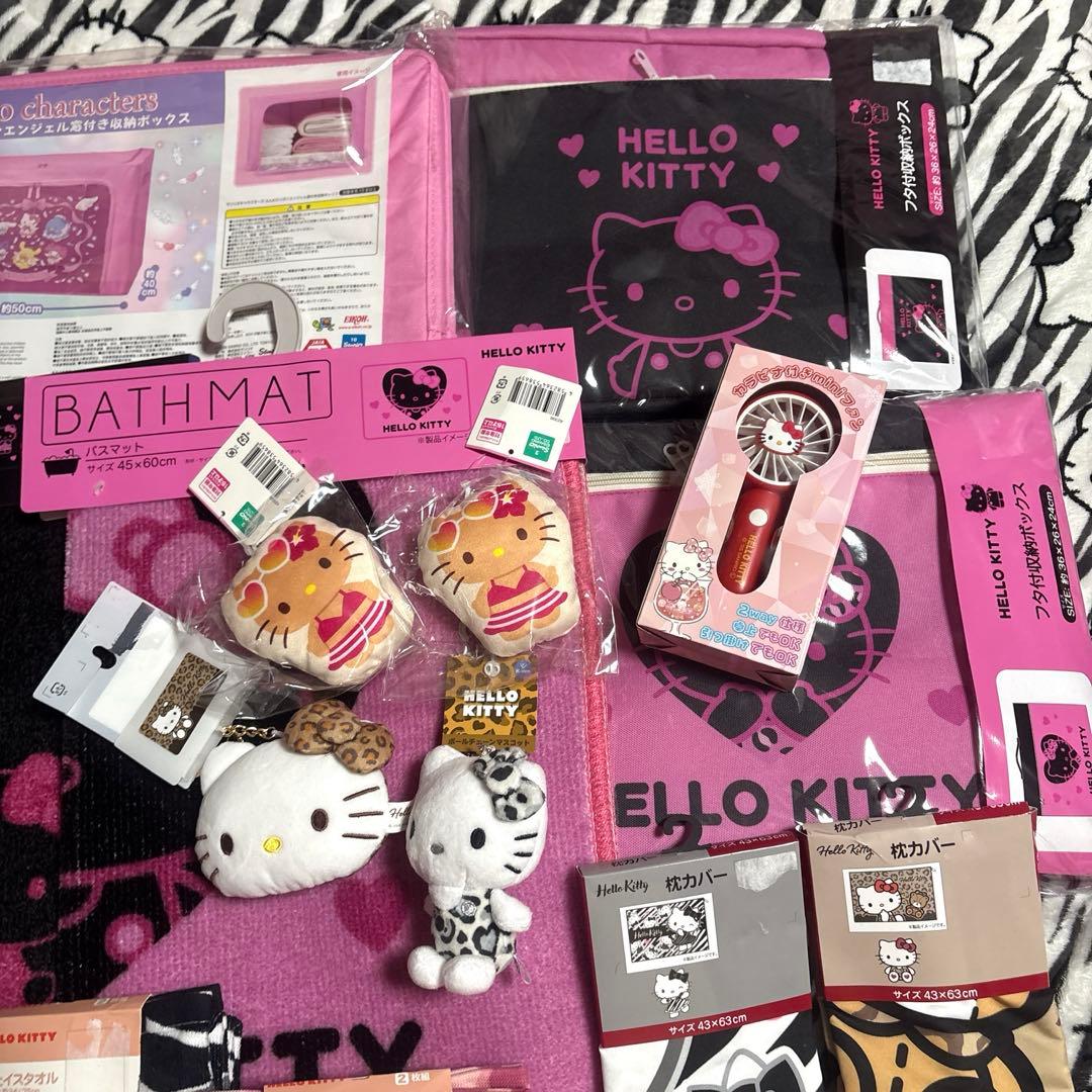 日曜日まで価格！ハローキティ色々まとめ売り