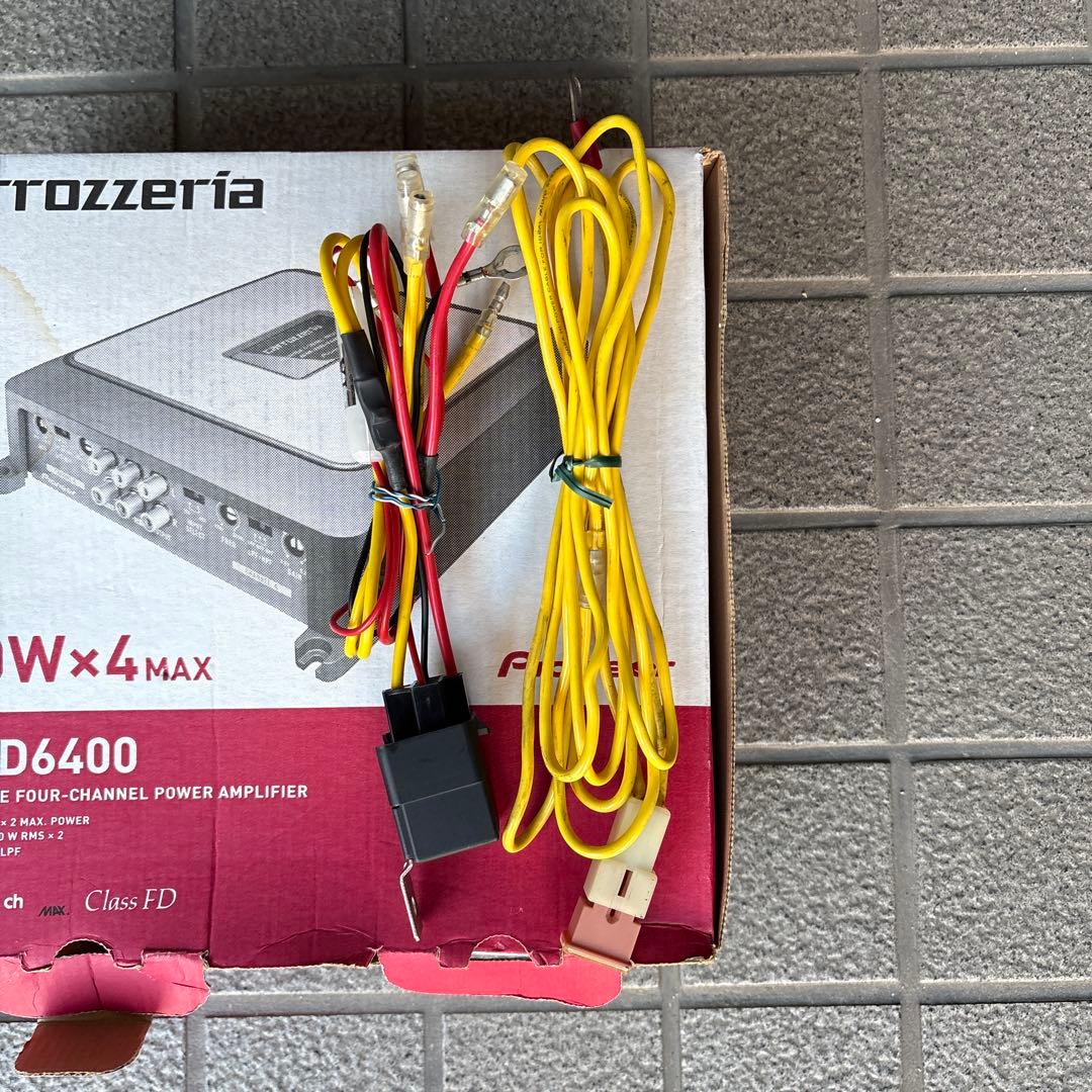 【直結ケーブル付】 Pioneer GM-D6400 4チャンネルアンプ