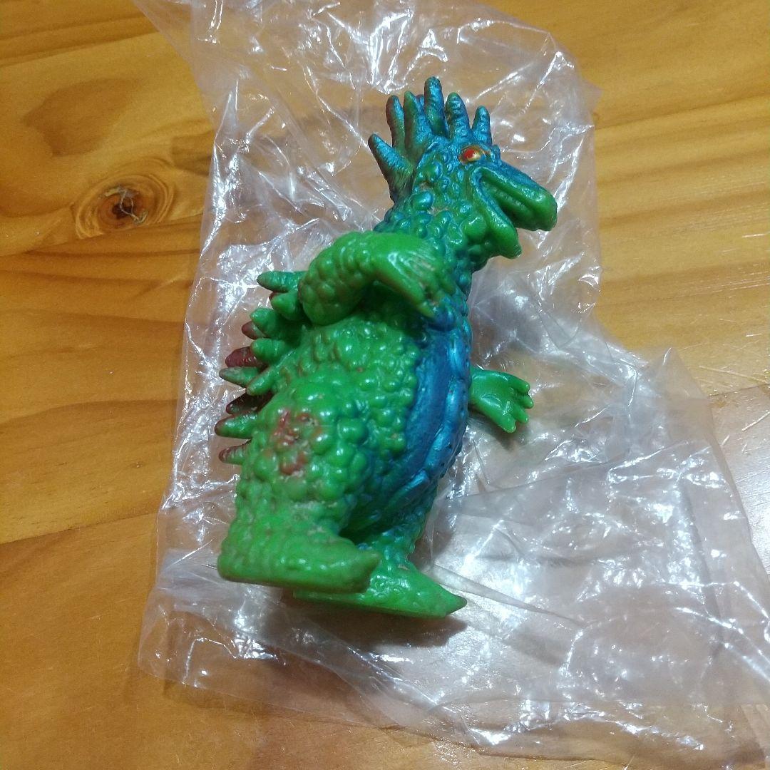 ミニソフビ マルサン ベロクロン