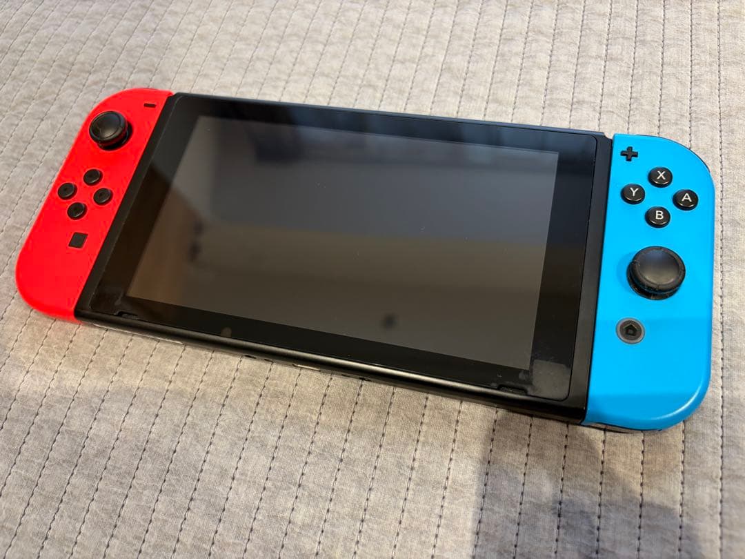 Nintendo Switch カバー、ケース付き