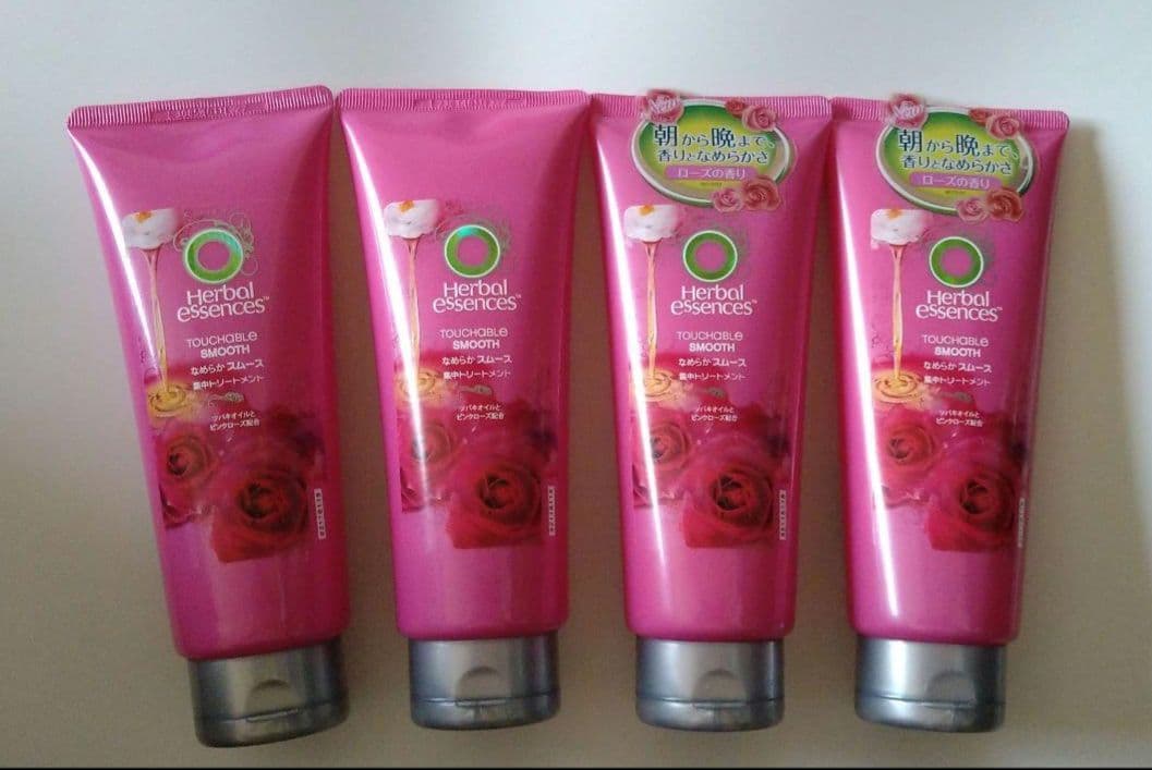 ハーバルエッセンス　なめらかスムース　集中トリートメント