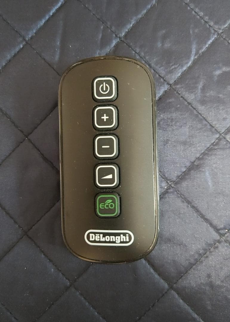 【ほぼ新品・保証あり】デロンギマルチダイナミックヒーター／MDHU12-BK