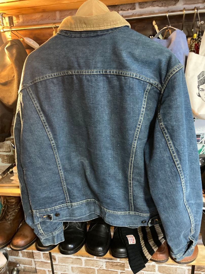 70s Leeストームライダーです