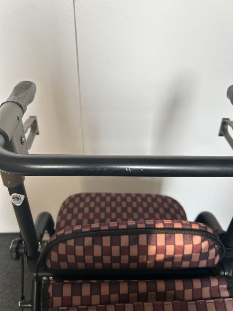 【美品】島製作所　四輪歩行器　シンフォニーEVO　歩行器　手押し車