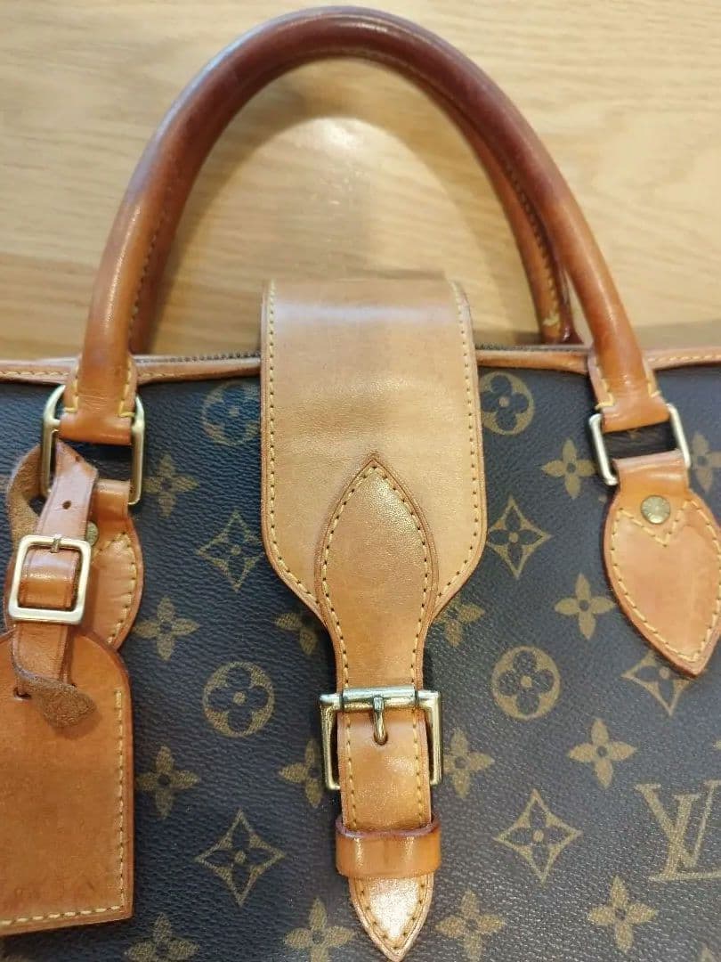 LOUIS VUITTON (ルイヴィトン) ビジネスバッグ リヴォリ