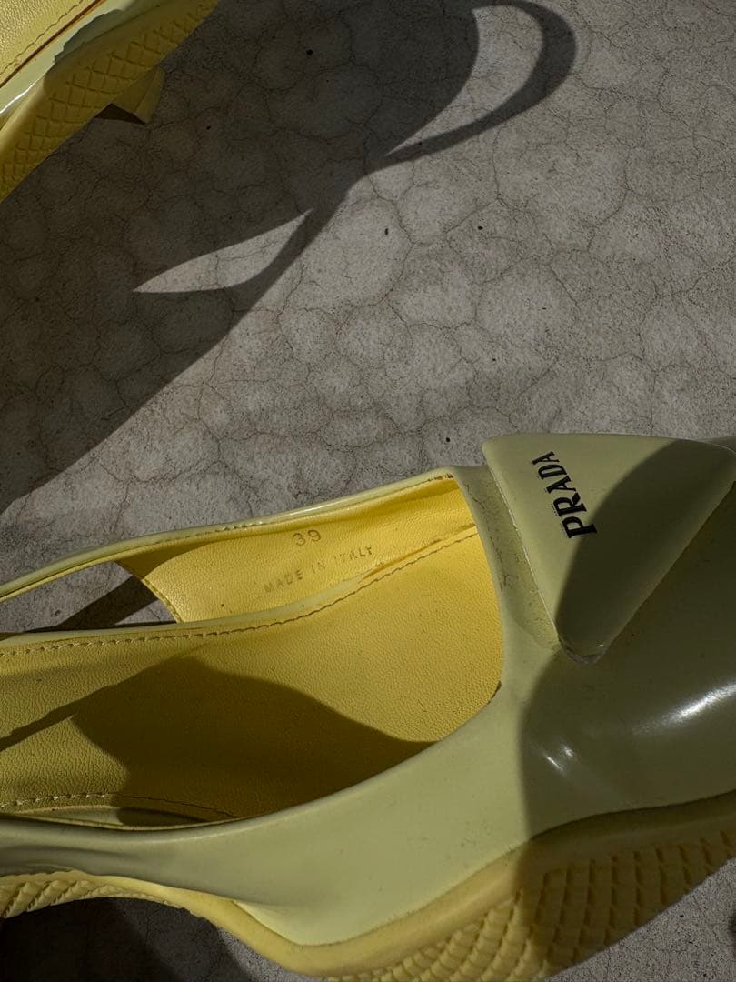 PRADA イエロー ミュール ローヒール