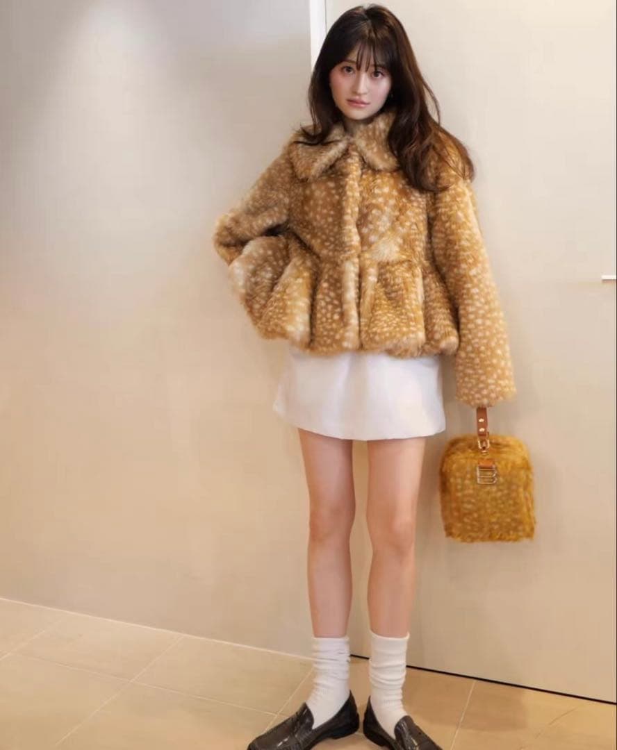 bibiy. DORA PEPURAMU FUR COAT 即日発送