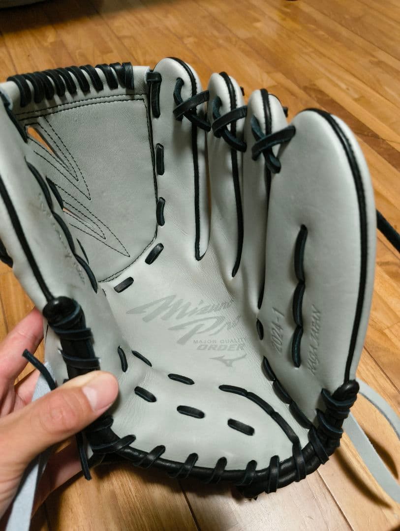 【即戦力・型良】ミズノプロ 硬式 投手用 オーダー 西野勇士モデル