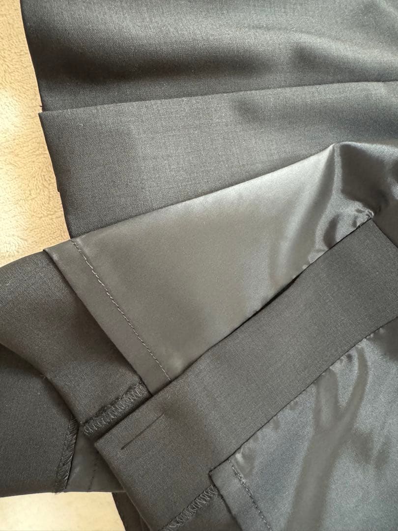 【タグ付き♡未使用品】インディヴィ　スカートスーツ　ブラック無地