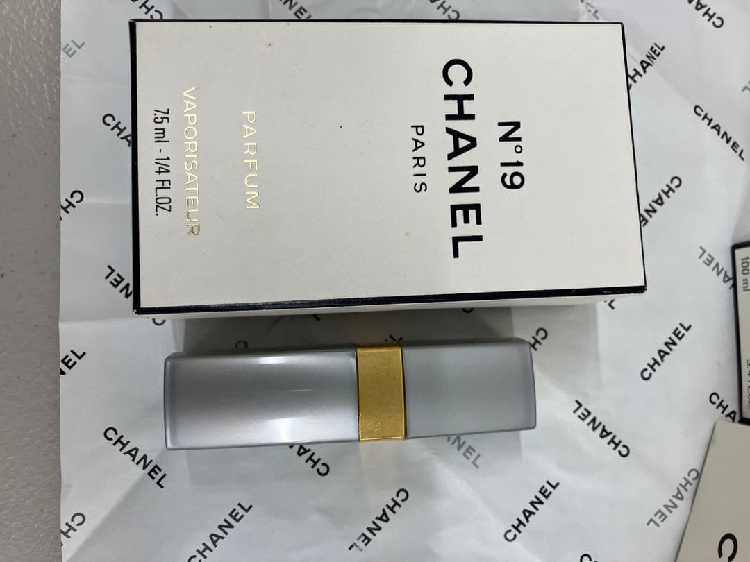 CHANEL香水、トワレ、石鹸セット売り