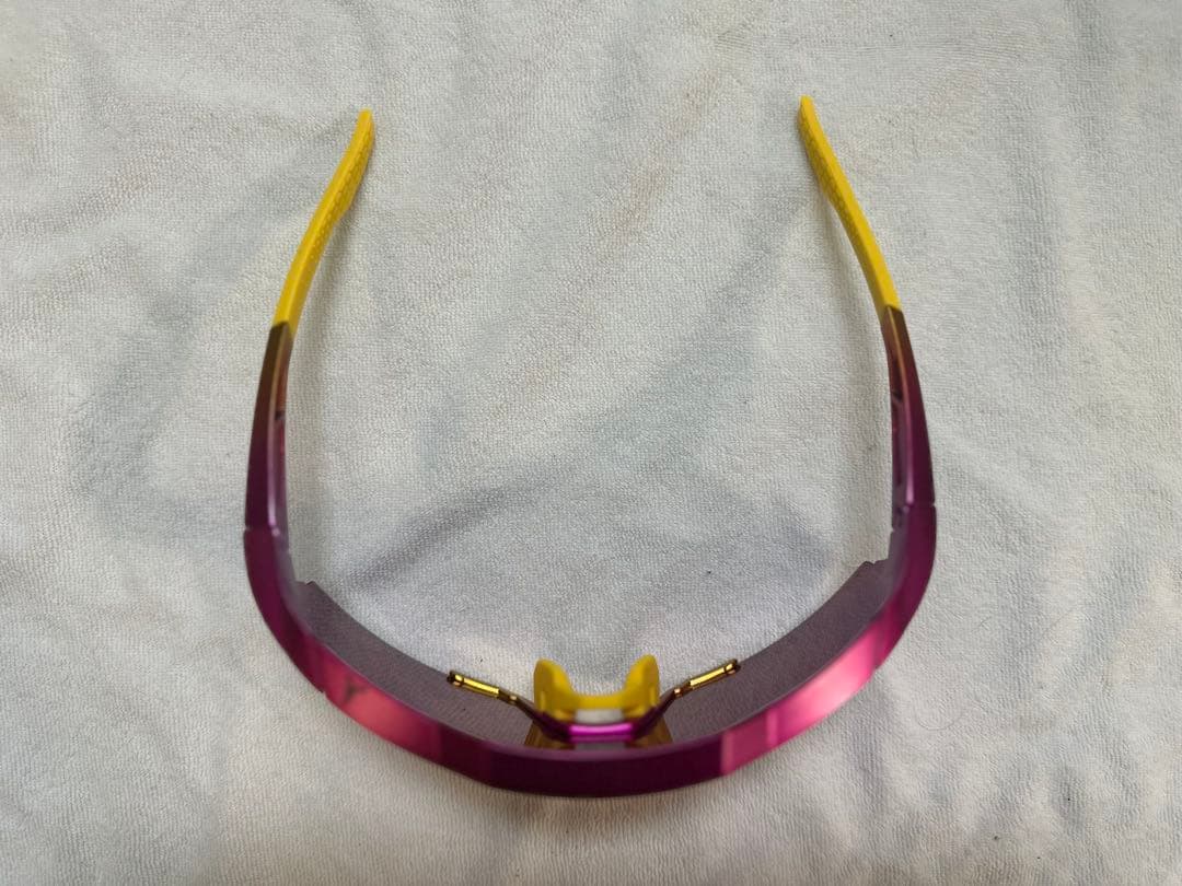 100% タティスjr サングラス　ワンハンドレッド