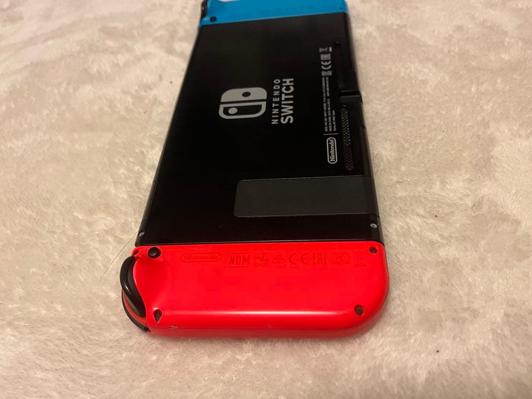 Nintendo Switch 本体 青/赤ジョイコン