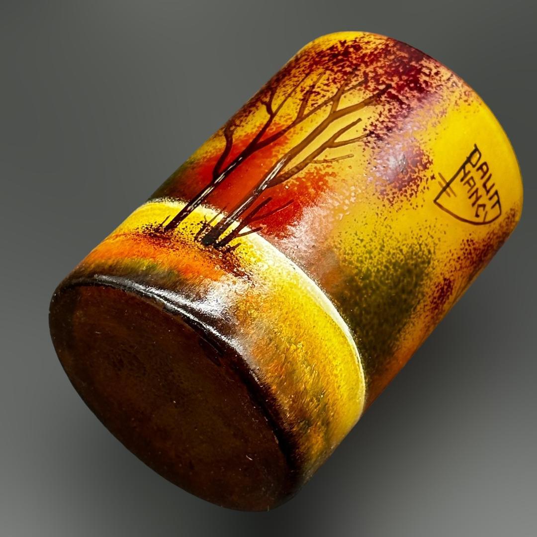 ドームナンシー　筒花瓶　技法アンテルカレール　被せガラス　高さ10.5cm