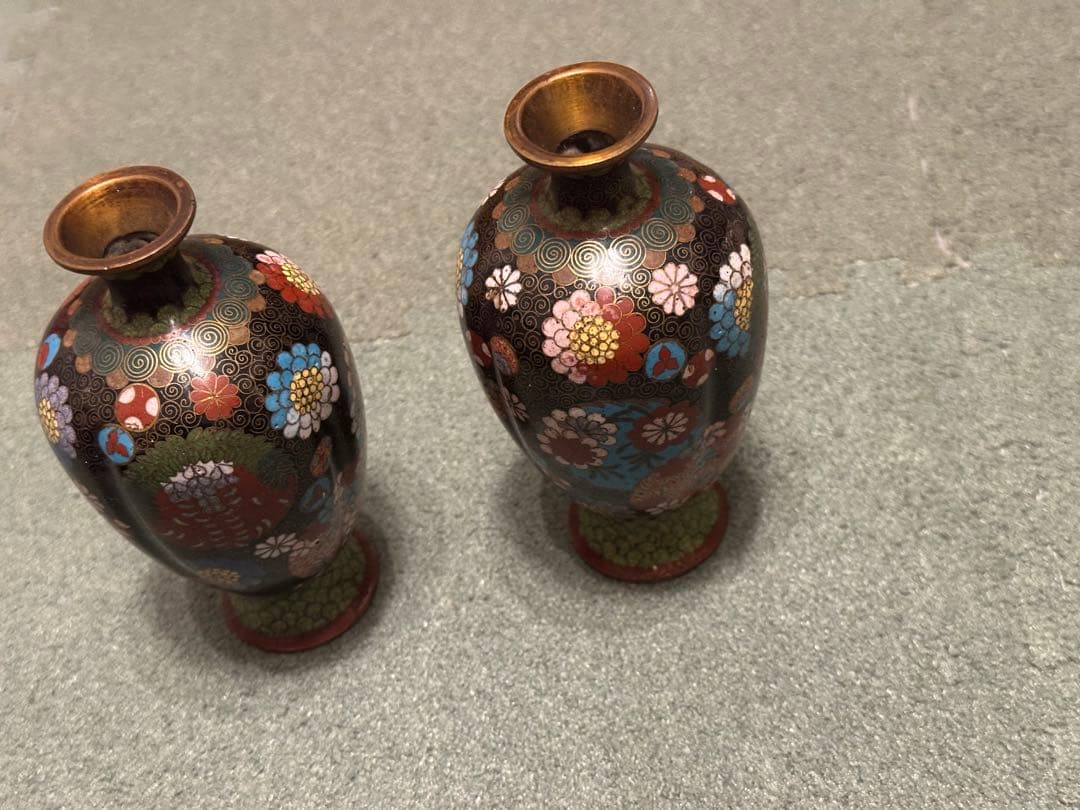 七宝花紋図花生（一対） 明治 時代（19世紀）