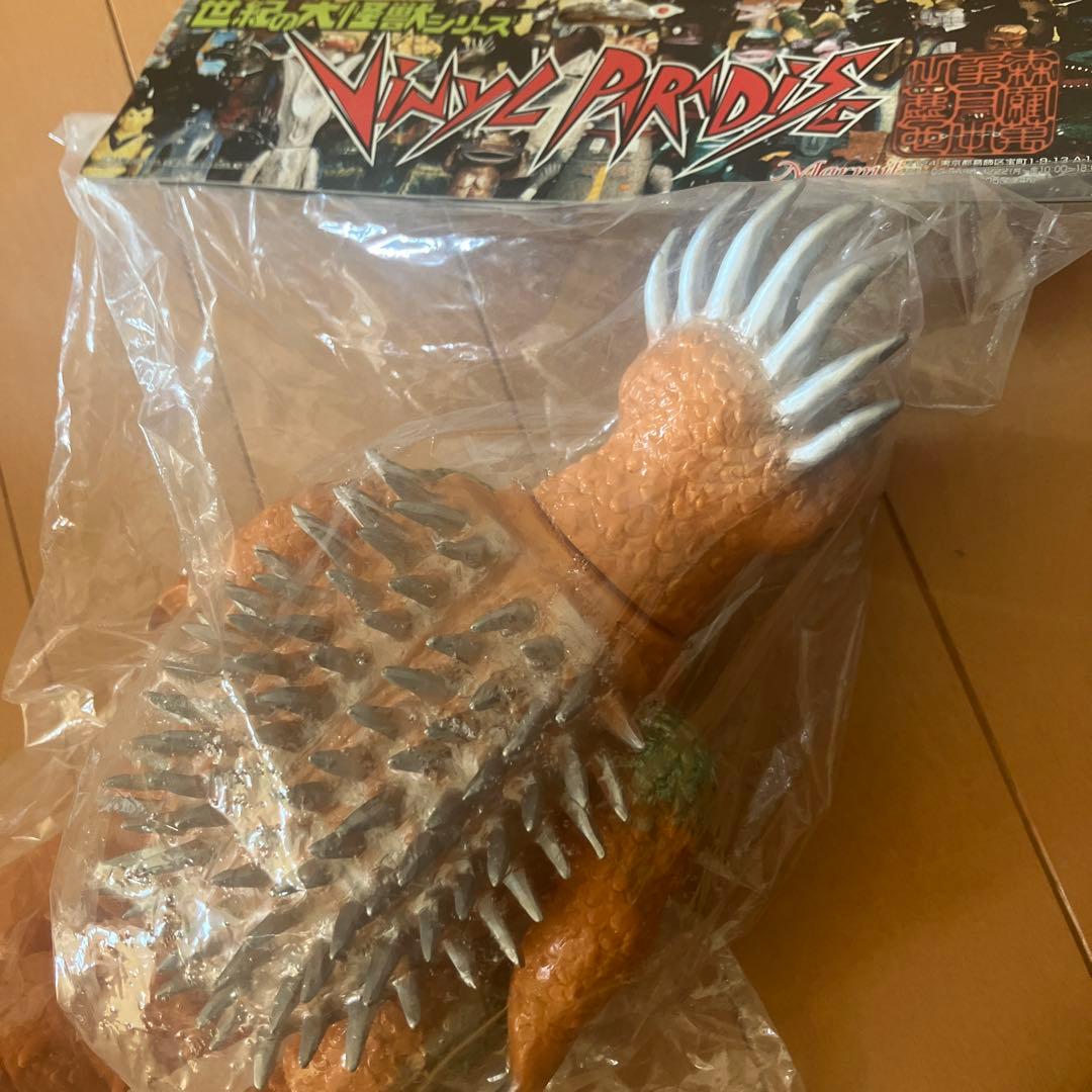 アンギラス　マーミット