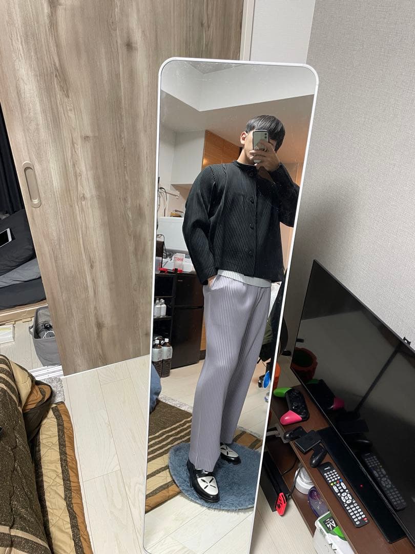 プリーツパンツ　オムプリッセイッセイミヤケ　薄いパープル　サイズ2