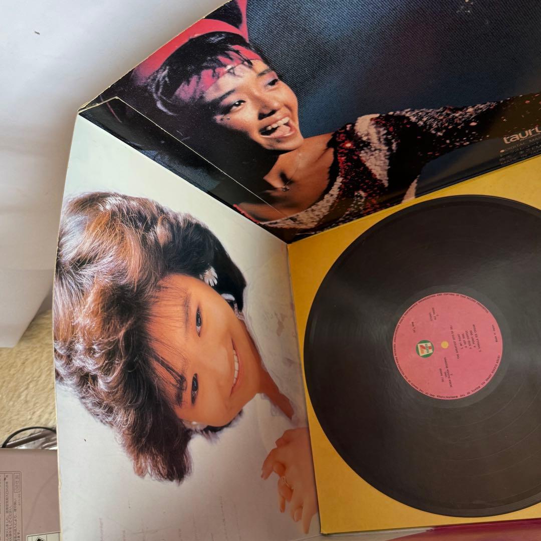 セブンイレブン　厚紙　岡田有希子　早見優　昭和アイドル　レコード　当時物　ポップ