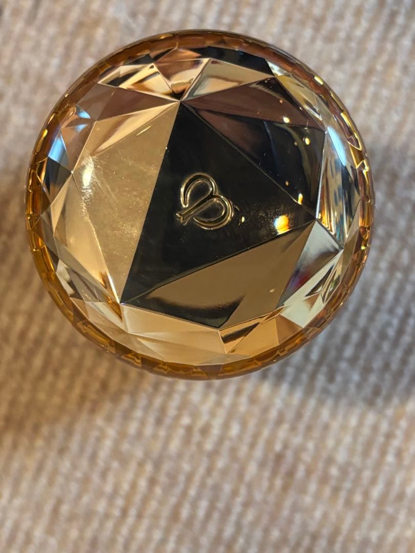 クレドポーボーテ　 ル•フォンドゥタンn オークル10