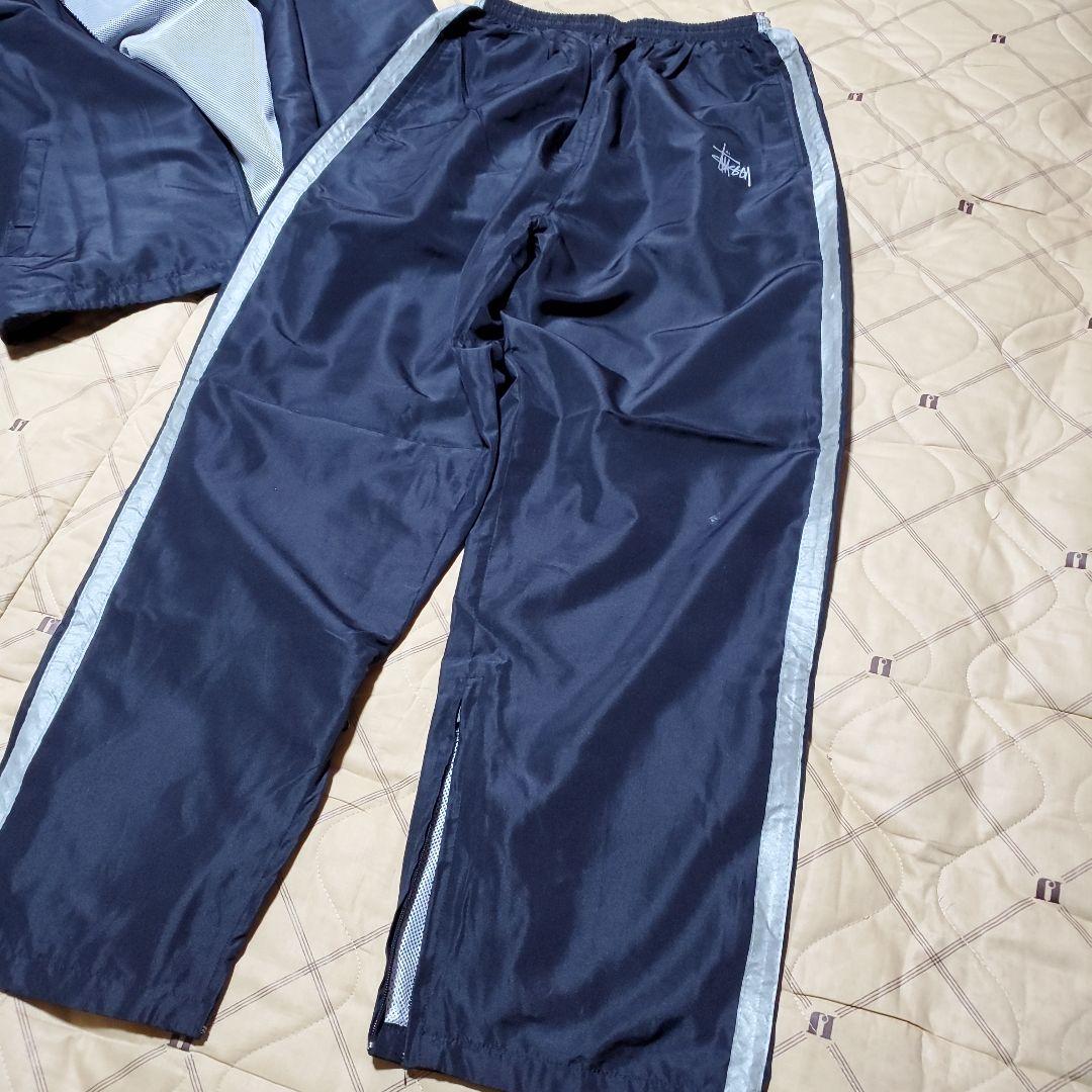 ストゥーシースポーツ　黒ナイロンパーカー上下セット　Lサイズ