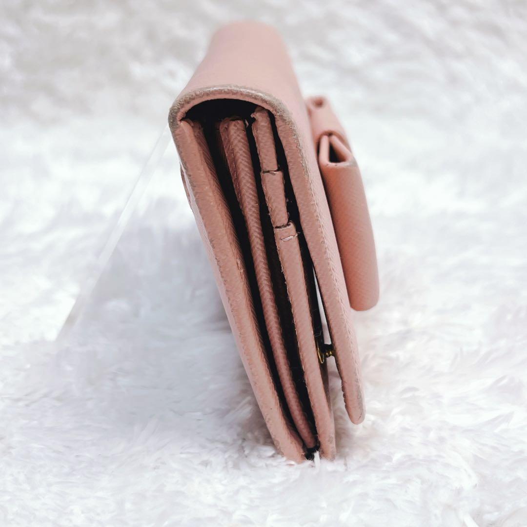 PRADA プラダ　長財布　サフィアーノ　フィオッコ　メタルロゴ　ピンク　リボン