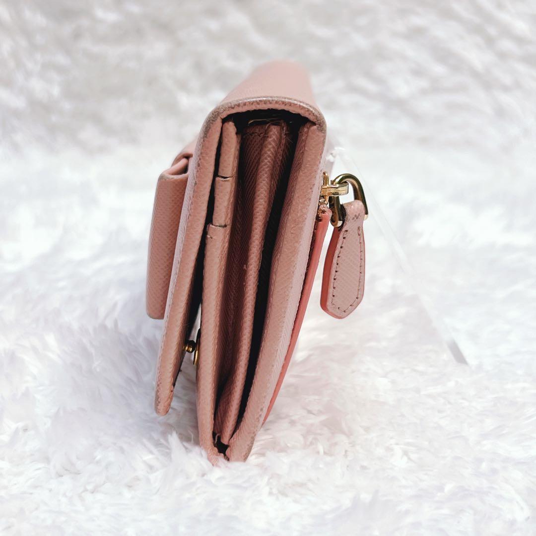 PRADA プラダ　長財布　サフィアーノ　フィオッコ　メタルロゴ　ピンク　リボン