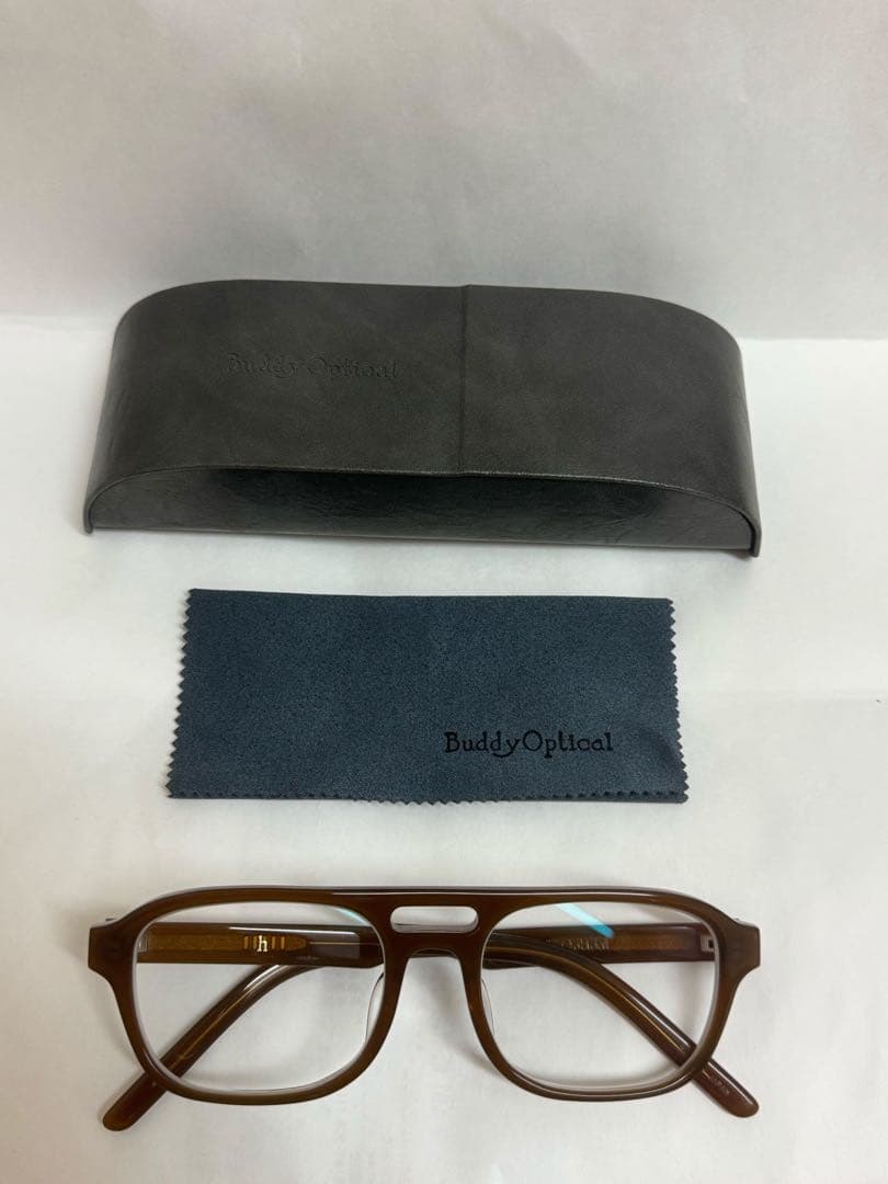 Buddy Optical h ケース付き