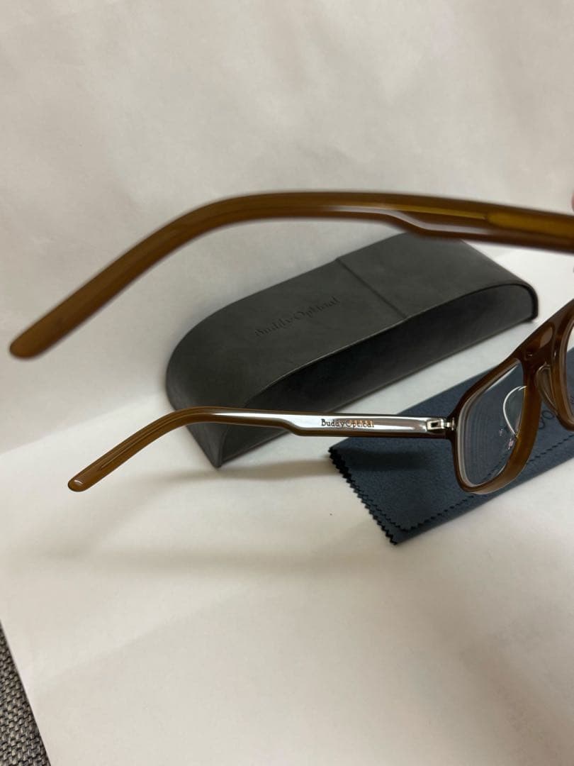 Buddy Optical h ケース付き