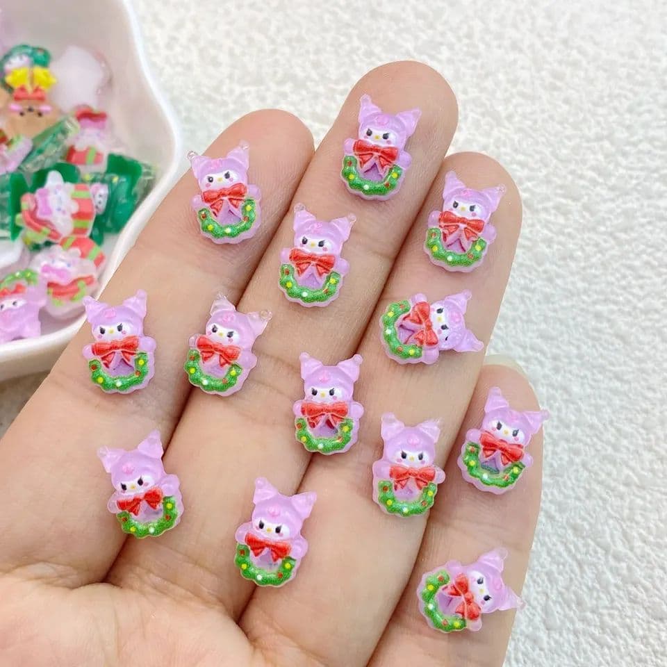 商品説明必読!!サンリオ❤︎クリスマス ネイルパーツ☆６個セット