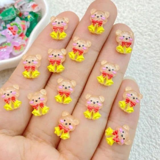 商品説明必読!!サンリオ❤︎クリスマス ネイルパーツ☆６個セット