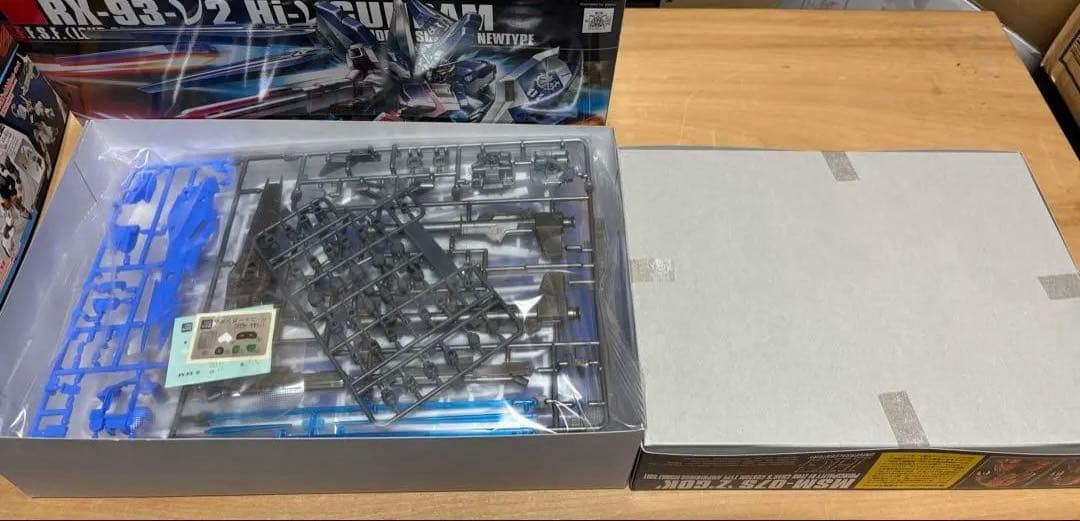 HGUC Hi-νガンダム/ZZガンダム/ターンエーガンダム等6個セット