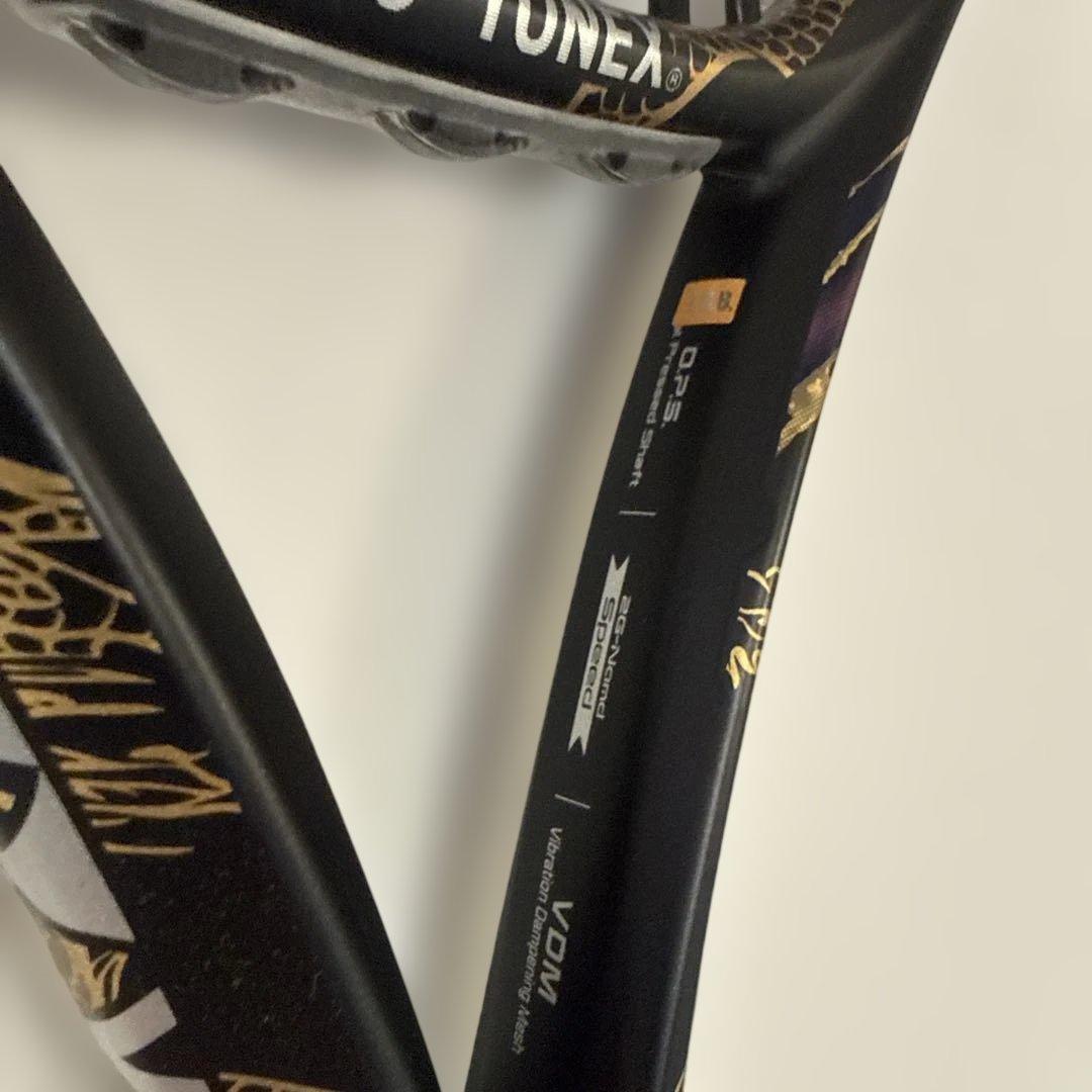 YONEX OSAKA EZONE記念モデルテニスラケット