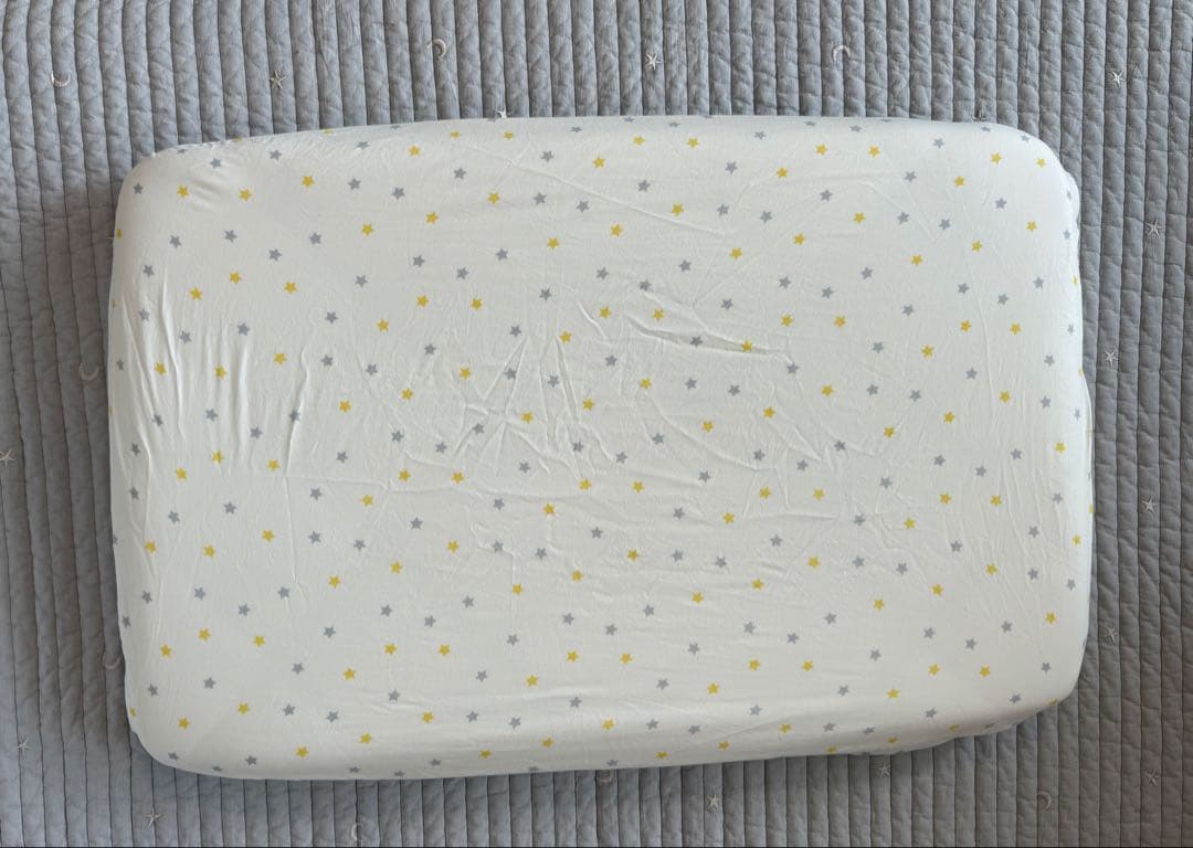 【ヤトミ】ベビーベッドミニ NOSTROハイタイプ　⭐️マットレス+シーツ2枚付き