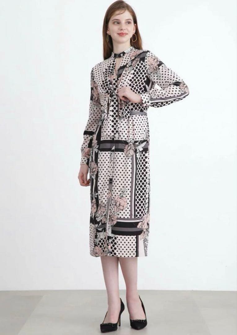 美品★Pinky&Dianne ラインブロックフラワープリントワンピース