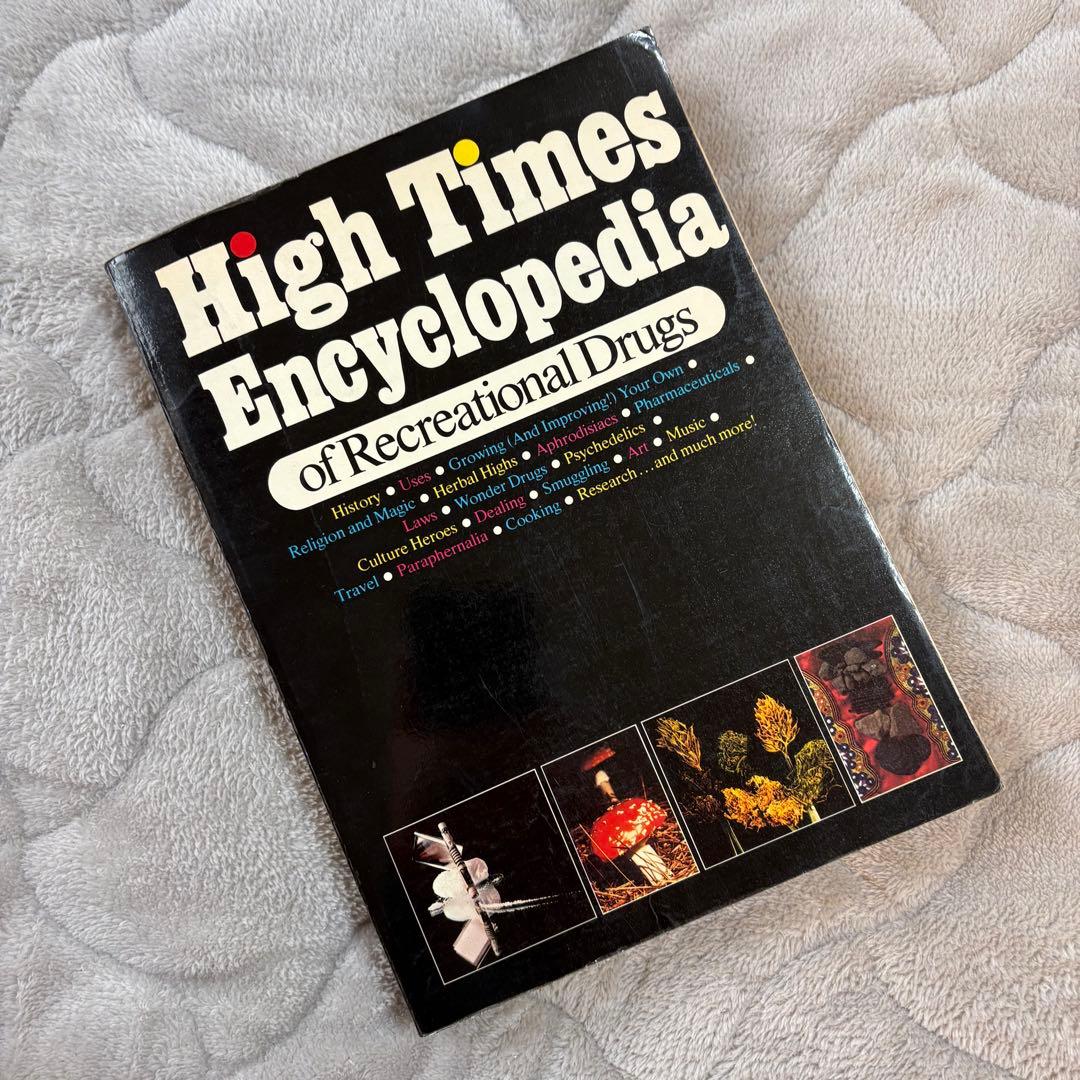 洋書 High Times Encyclopedia