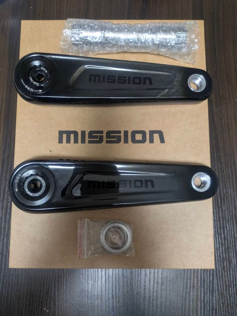 MISSION カーボンクランク　167.7mm