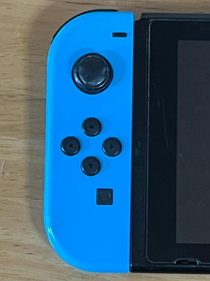 ジャンク品　Nintendo Switch 本体 青と赤