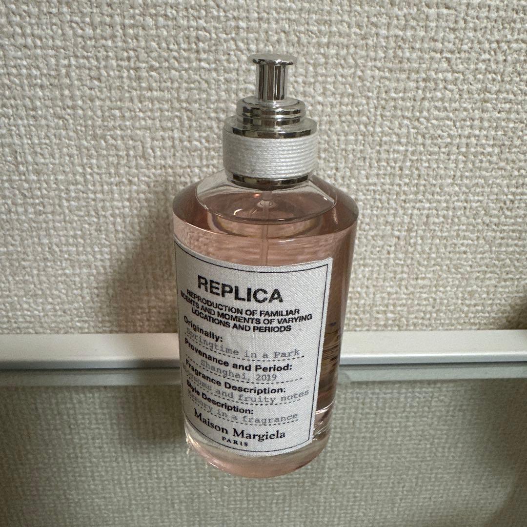 Maison Margiela香水 spring time in a park