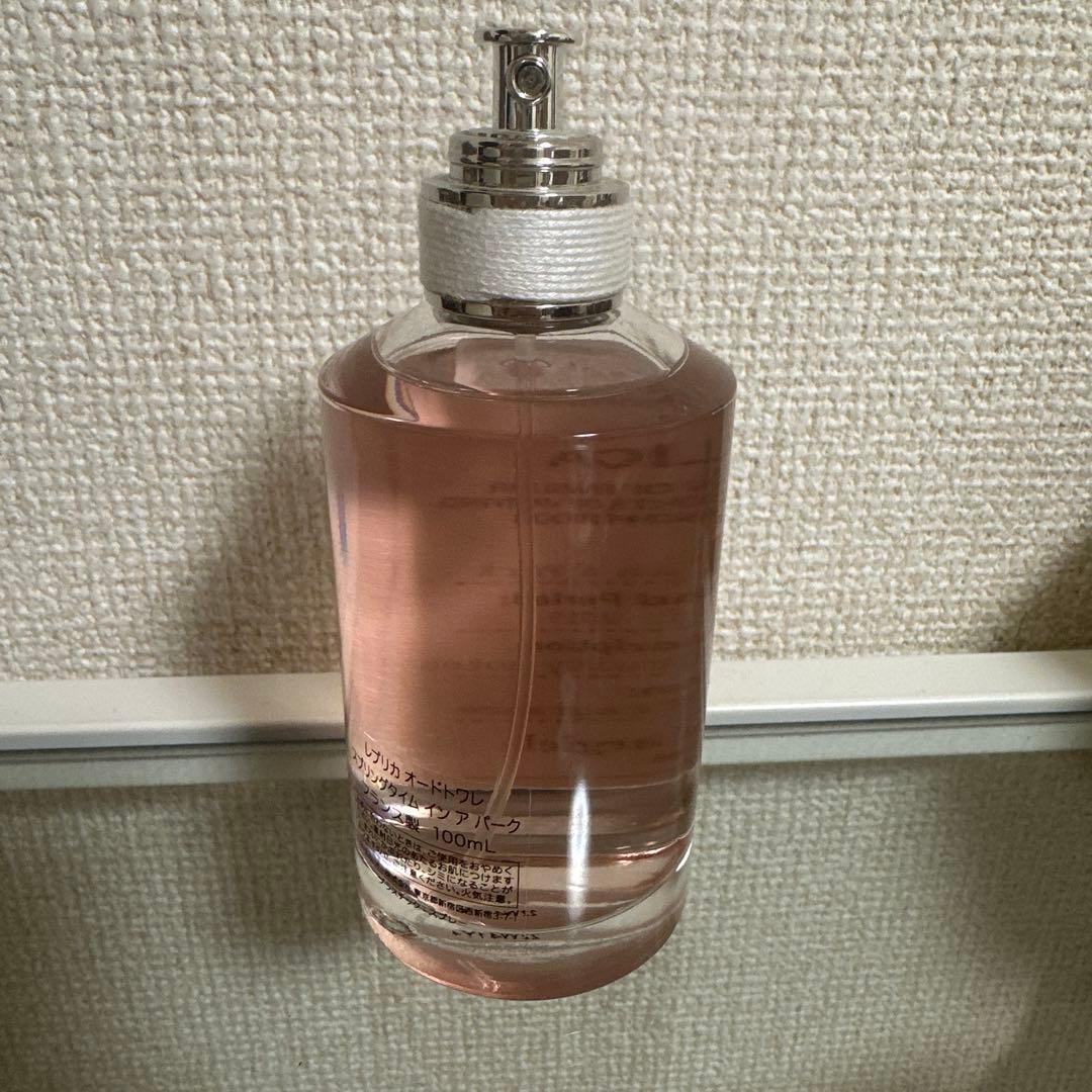 Maison Margiela香水 spring time in a park